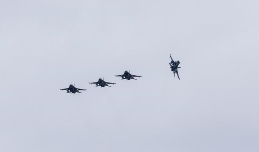 Estoniya səhvən ölkə ərazisinə daxil olan pilotsuz təyyarəni vurub