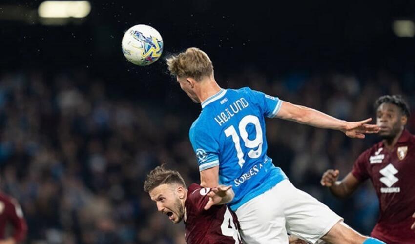 Alimlər futbol oynamaqla beyin zədələnməsi arasında əlaqə aşkar ediblər