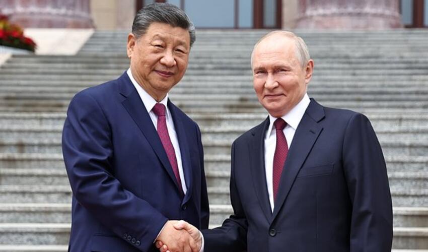 Putin və Si Cinpin danışıqlar üçün Pekində görüşüblər