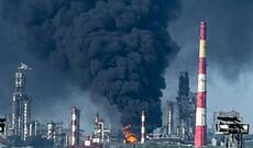 Ukrayna qüvvələri Rusiyanın  Rosneft Sızran Neft Emalı Zavoduna zərbə endirib