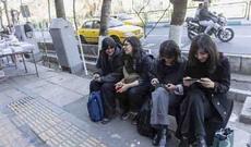Pezeşkian İranda internetin bərpası əmrini verdi
