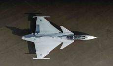 İsveçlilər yeni Gripen F qırıcı təyyarəsini ilk dəfə nümayiş etdirdilər