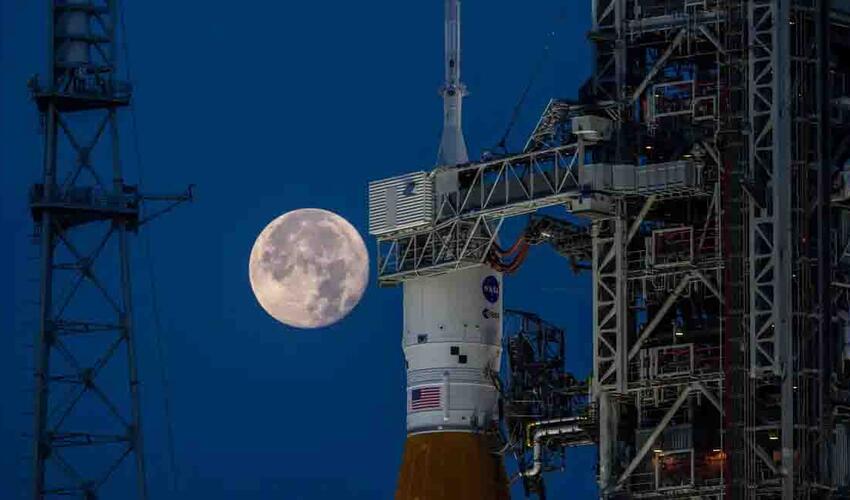 NASA "Artemis-3" Ay missiyasının heyətini açıqladı