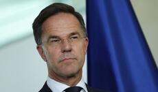 Rutte Çinin Rusiya vətəndaşlarına hərbi təlimi keçməsini pisləyib