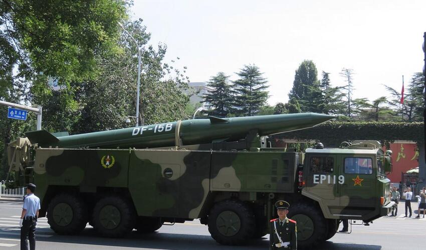 Çin ilk dəfə olaraq Dongfeng hipersonik raketinin buraxılışını nümayiş etdirdi