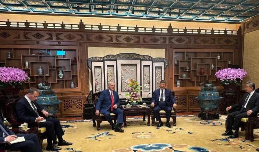 Aleksandr Lukaşenko Çində işgüzar səfərdədir