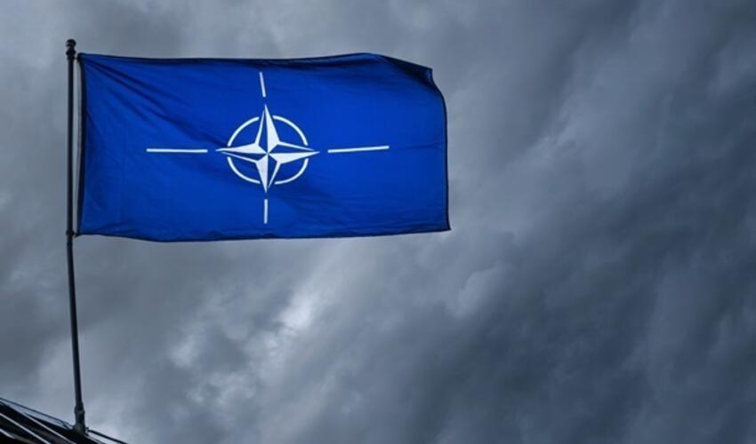 NATO iki müdafiə xərcləri blokuna bölünür