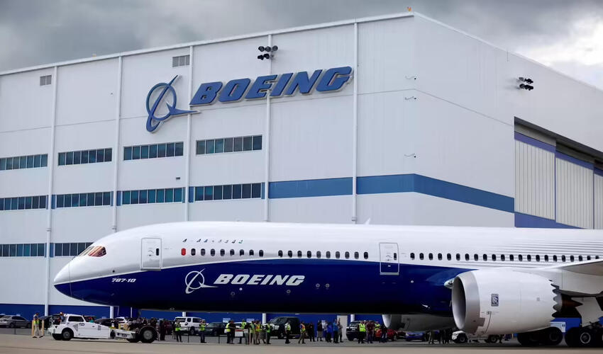 Boeing təyyarə istehsalını artırmağı planlaşdırır