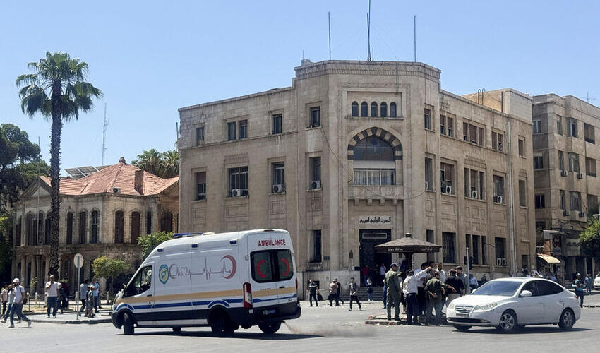 Dəməşq yaxınlığında avtobusda partlayıcı qurğu partladı