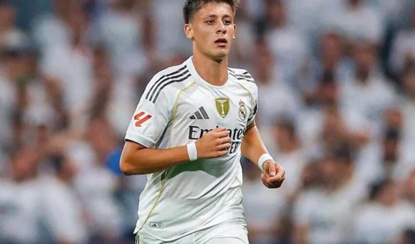 PSJ  Arda Gülərin transferi üçün 115 milyon avroluq  böyük bir təklif irəli sürüb