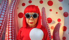 Dünyanın ən bahalı rəssamı Yayoi Kusama vəfat edib