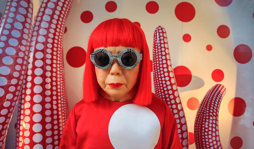 Dünyanın ən bahalı rəssamı Yayoi Kusama vəfat edib