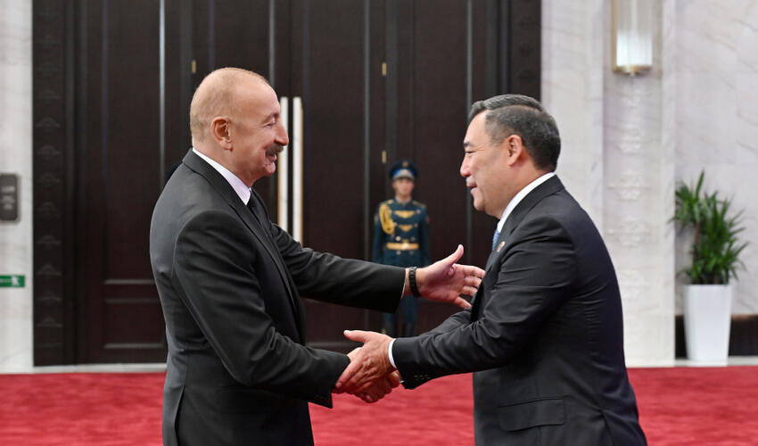 Prezident İlham Əliyev “ŞƏT plyus” formatında görüşdə çıxış edib
