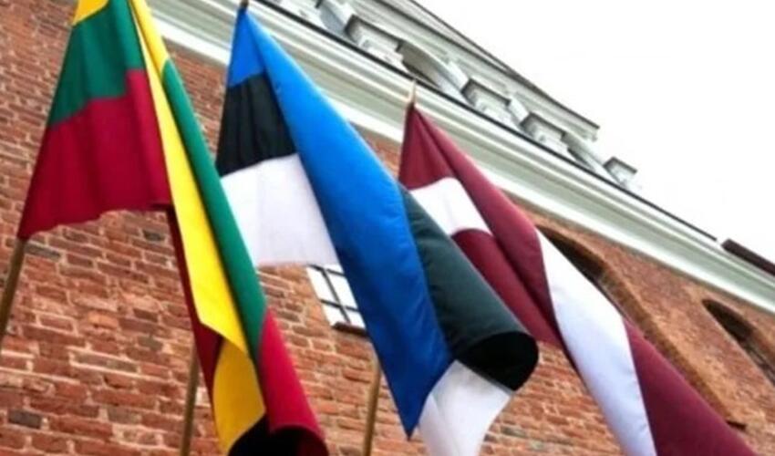 Səkkiz ölkə Rusiyanı Ukraynadan qoşunlarını çıxarmağa çağırdı