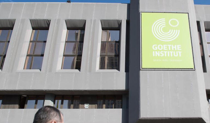 Höte İnstitutu Berlindəki "Rus evi"nin fəaliyyətini dayandırmaq qərarına cavab olaraq bağlanacaq