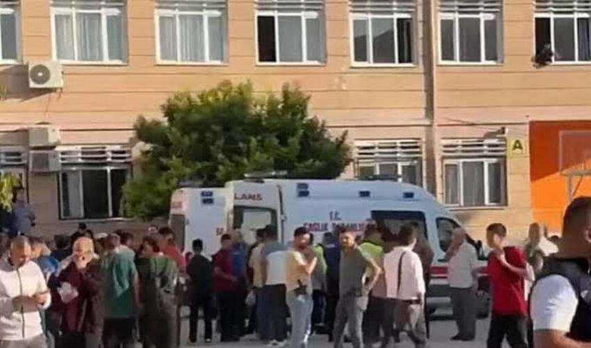 Türkiyədə məktəb yaxınlığında atışma baş verib, yaralılar var