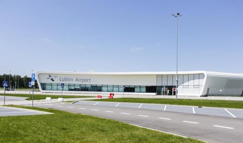 Polşadakı Lublin və Rzeszow hava limanları hərbçilərin tələbi ilə bağlanıb