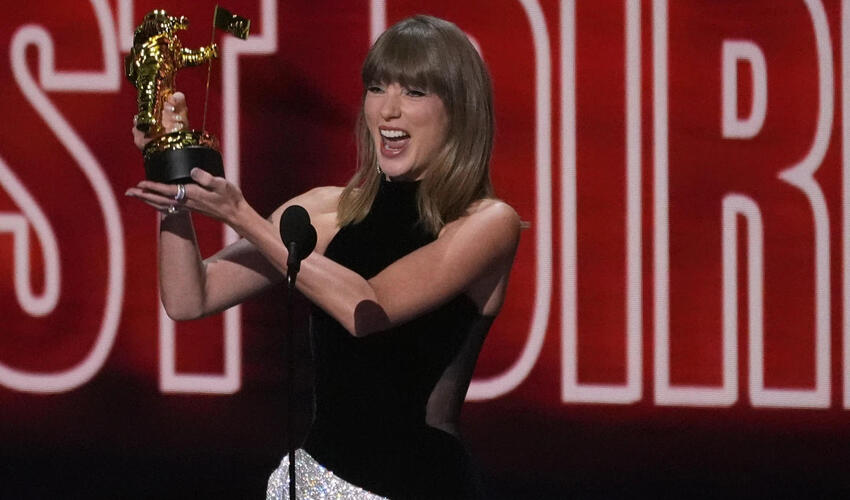 Teylor Svift MTV VMA tarixində ən çox mükafat qazanan artist oldu