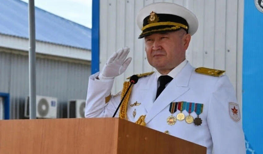 Qazaxıstan Hərbi Dəniz Qüvvələrinin keçmiş baş komandanı 14 hərbçinin ölümü ilə bağlı həbs edilib
