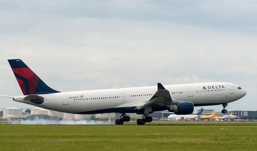 İsraildə partlayıcı qurğu barədə məlumatdan sonra “Delta” aviaşirkətinin təyyarəsi yoxlanılır
