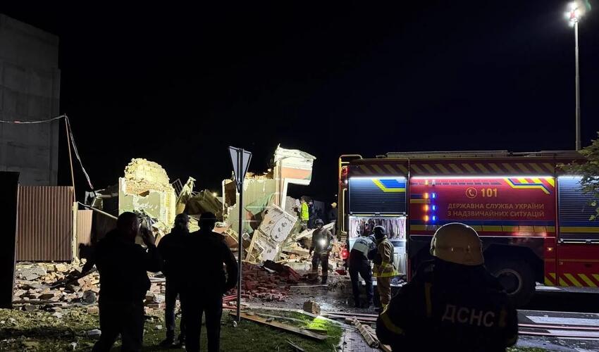 Rovno, İvano-Frankivsk və Lutskda partlayış səsləri eşidilib: Umanda dron vurulub, xəsarət alanlar var