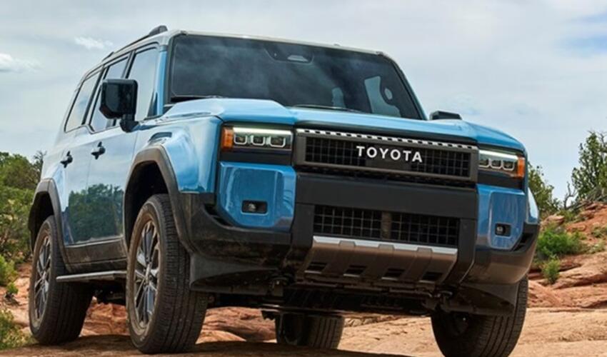 Toyota yanacaq sızması riski səbəbindən 106.000 Land Cruiser avtomobilini geri çağırır