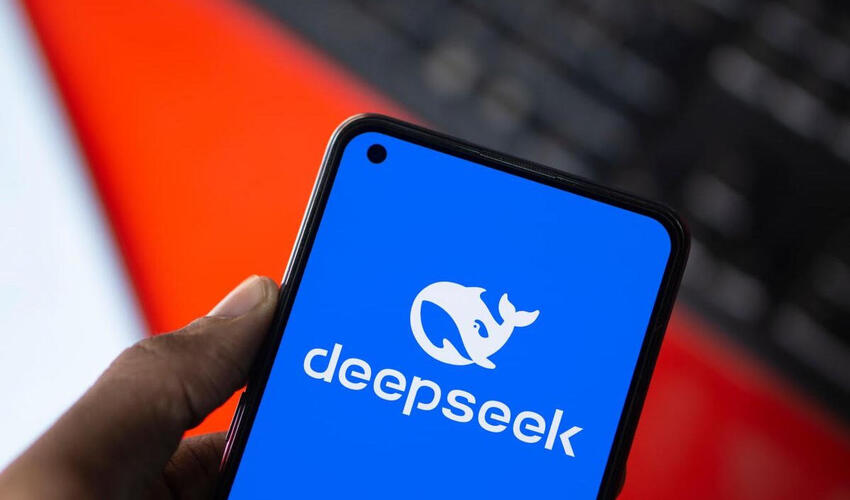 DeepSeek investorlardan 15 milyard dollar toplayıb