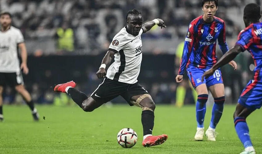"Beşiktaş" "Kristal Pelas"ı məğlub edə bilmədi və oktyabrın 22-də keçirilən Avropa Liqasının digər oyunlarının nəticələri