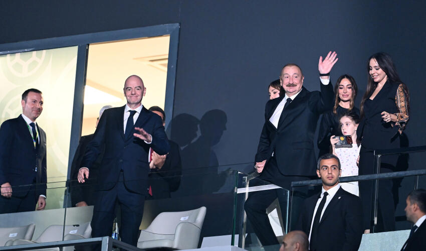 Prezident İlham Əliyev FIFA U-15 dünya çempionatının və festivalının açılış mərasimini izləyib