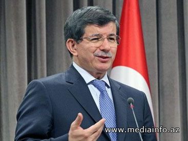 Davudoğlu Ermənistanla sərhədləri açacaqlarına dair xəbərləri təkzib edib