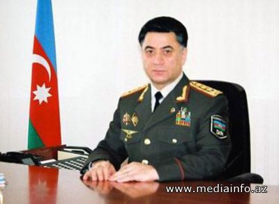 Nazir polis rəislərini "yerindən oynadır"