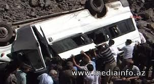 Əfqanıstanda avtobus aşıb, 4 nəfər ölüb, 40-dan çox yaralı var