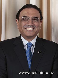 Prezident korrupsiyaya görə məhkəmə qarşısına çıxıb