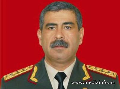 Müdafiə nazirimiz Fransaya rəsmi səfərə gedib
