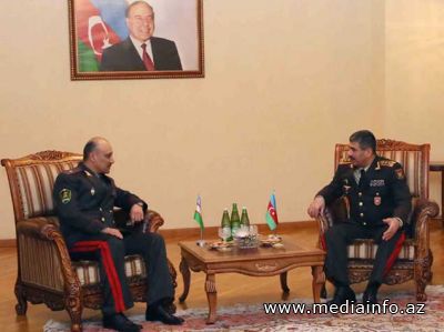 Zakir Həsənov Özbəkistan müdafiə nazirinin birinci müavinini qəbul edib