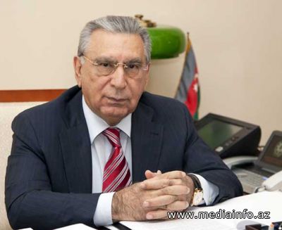 Ramiz Mehdiyev kitab buraxdırıb