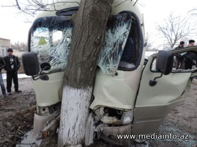 Gecə Şamaxı yolunda dəhşətli qəza baş verib