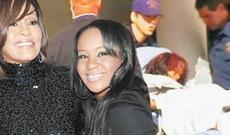 Whitney Houstenin qızı anası kimi vanna otağından halsız halda tapılıb! - FOTO