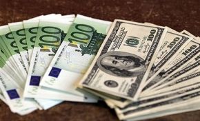 Dollar düşüb, avro qalxıb