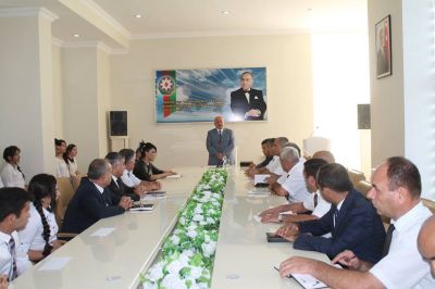 Masallı RİH başçısı Rafil Hüseynov ali məktəblərə qəbul olmuş tələbələrlə görüşüb -FOTO