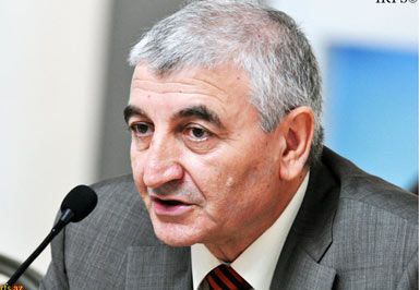 Məzahir Pənahov: "Hər bir qurumun öz daxili siyasəti var”