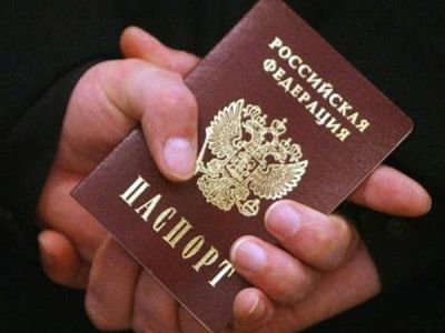 10 il saxta pasportla yaşayan azərbaycanlı