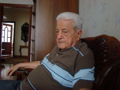 Əlibaba Məmmədovun 62 yaşlı oğlu ata olub
