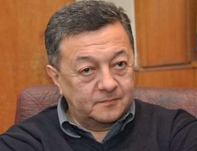 Elçin Şıxlı: "Rauf Mirqədirovun zaminə buraxılması üçün imza toplayacağıq"