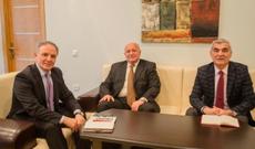 Türkiyə səfirliyinin mədəniyyət müşaviri Mətbuat Şurasında olub - Foto