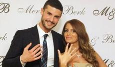 "İlişki durumu karışık" serialının qəhrəmanının toyu olacaq