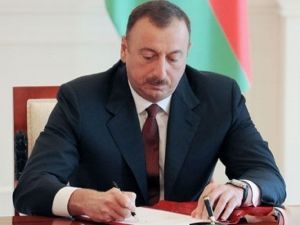 İlham Əliyev aprelin 2-dən 5-dək şücaət götərən həbrçiləri fəxri adlarla mükafatlandırdı