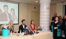 Bakıya gələn Murat Boz jurnalistlərin suallarını cavablandırdı - FOTO