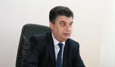 Deputat: "Manat bahalaşsa da yağın, şəkərin, qəndin, ətin qiyməti ucuzlaşmır, əksinə qalxır"