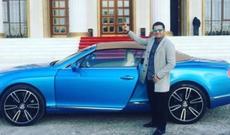 Xəyyam Nissanov bahlı avtomobilində poz verdi - FOTOLAR